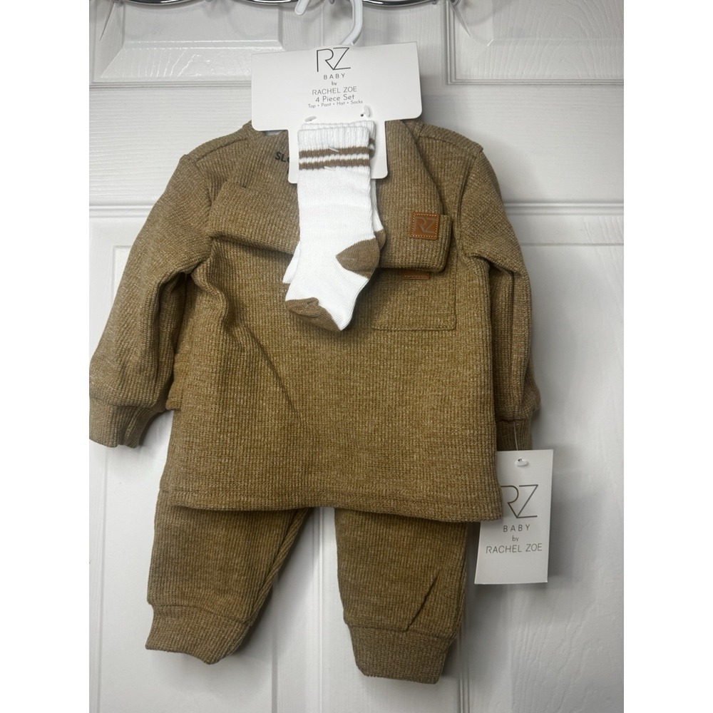RZ Baby Rachel Zoe 4Pc Set Knit Outfit Hat Socks Tan Neutral 3-6M NWT